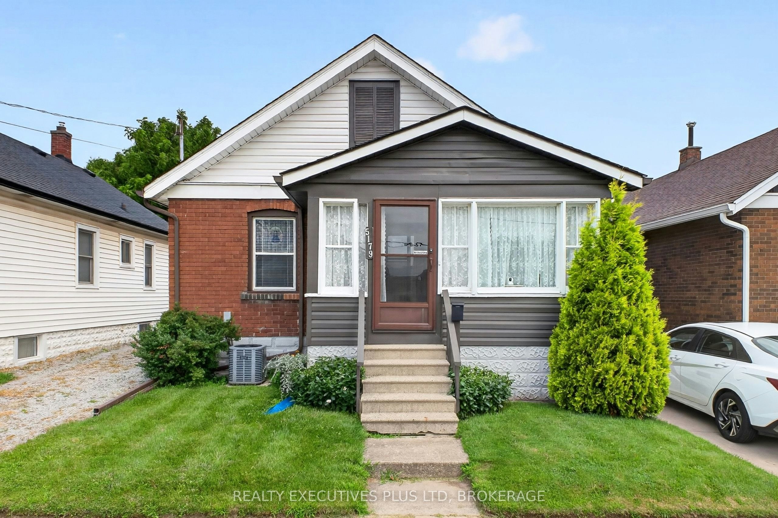 5179 Huron Street, Niagara Falls, ON, L2E 2K2