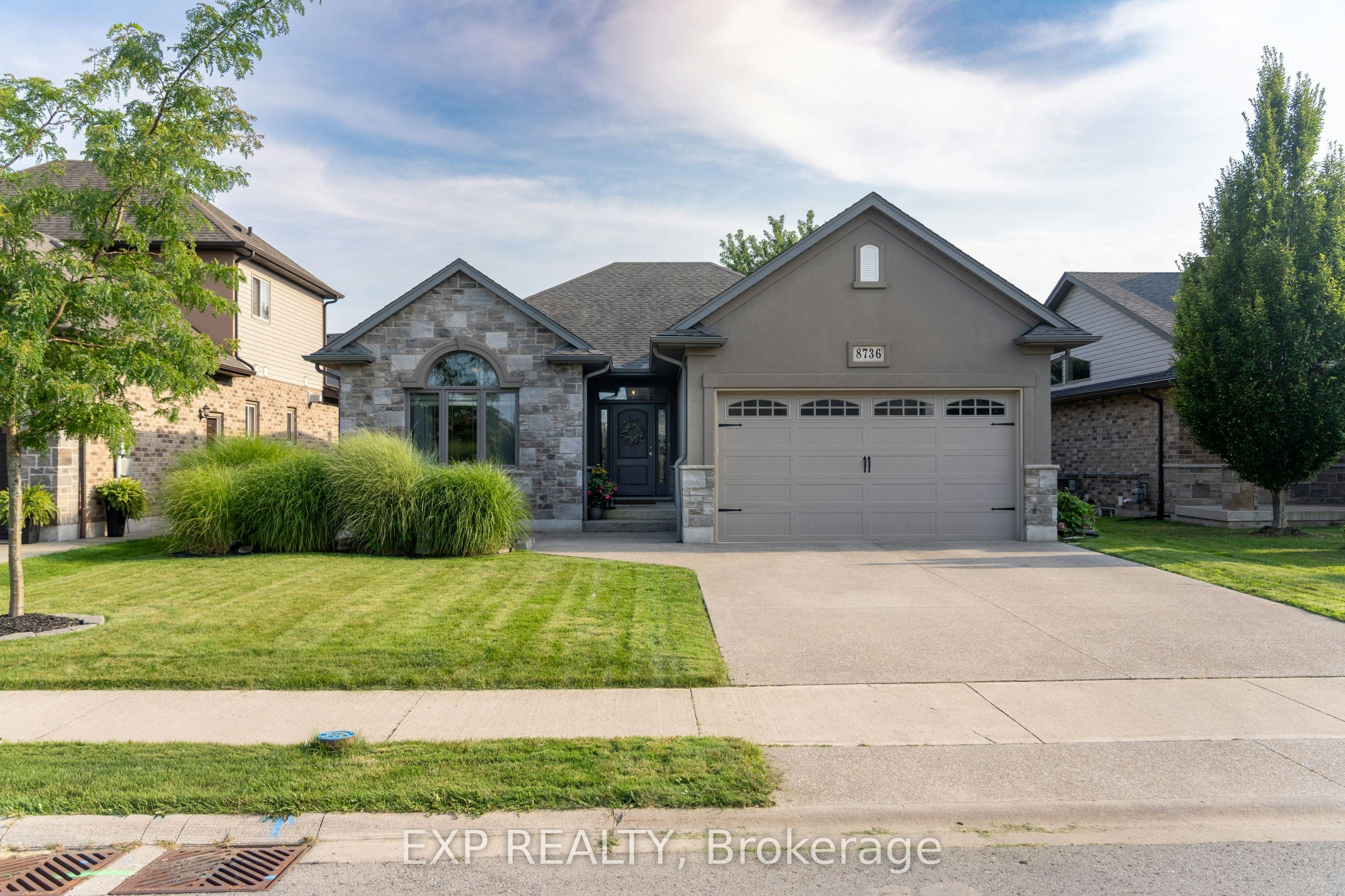 8736 Angie Drive, Niagara Falls, ON, L2H 0H9