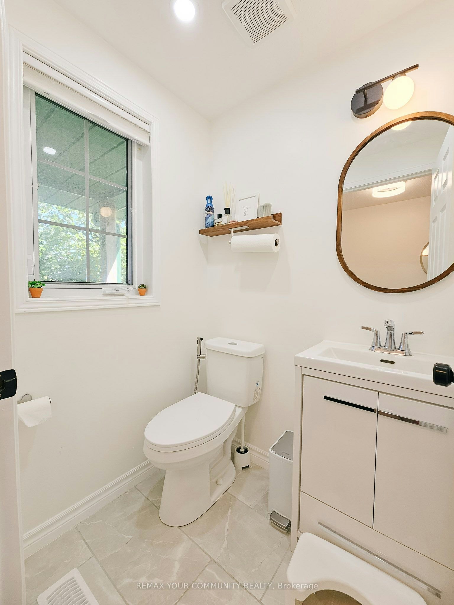 71 Highbrook Street, Kitchener, ON, N2E 3P3 - 4