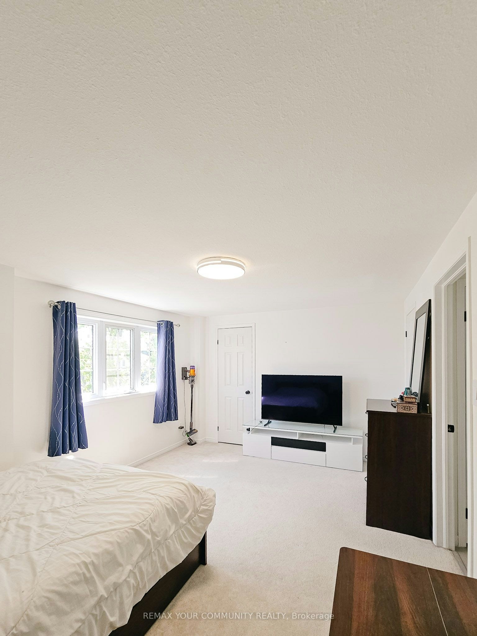 71 Highbrook Street, Kitchener, ON, N2E 3P3 - 11