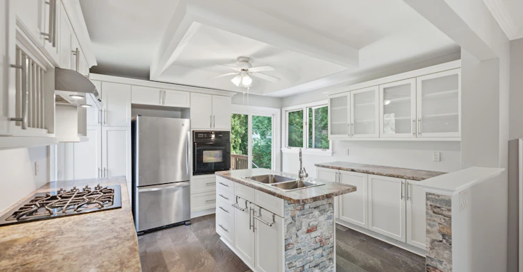40 Brook Road, Cobourg, ON, K9A 4G1 - 4
