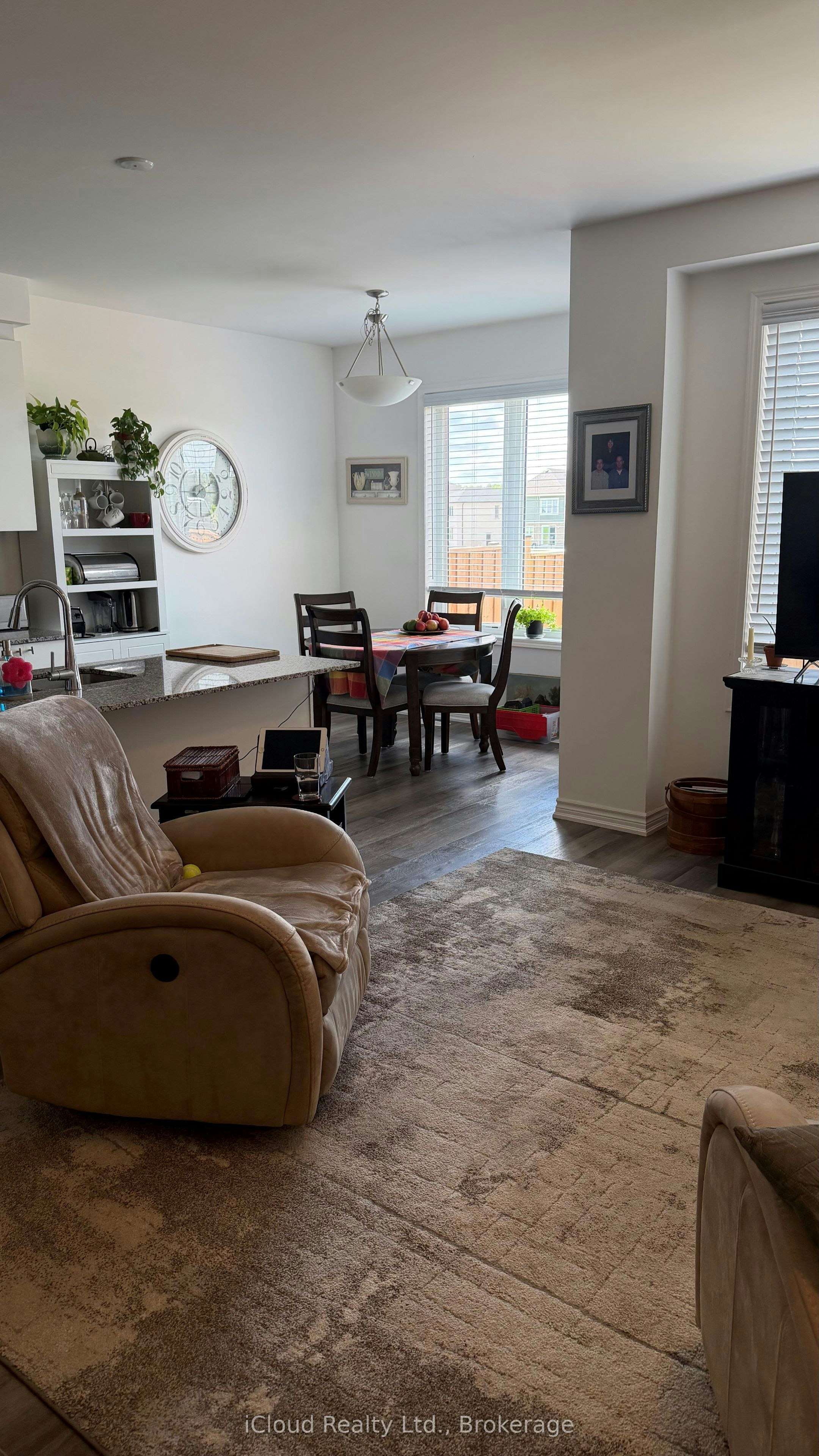 74 Forestwalk Street, Kitchener, ON, N2R 0S3 - 5