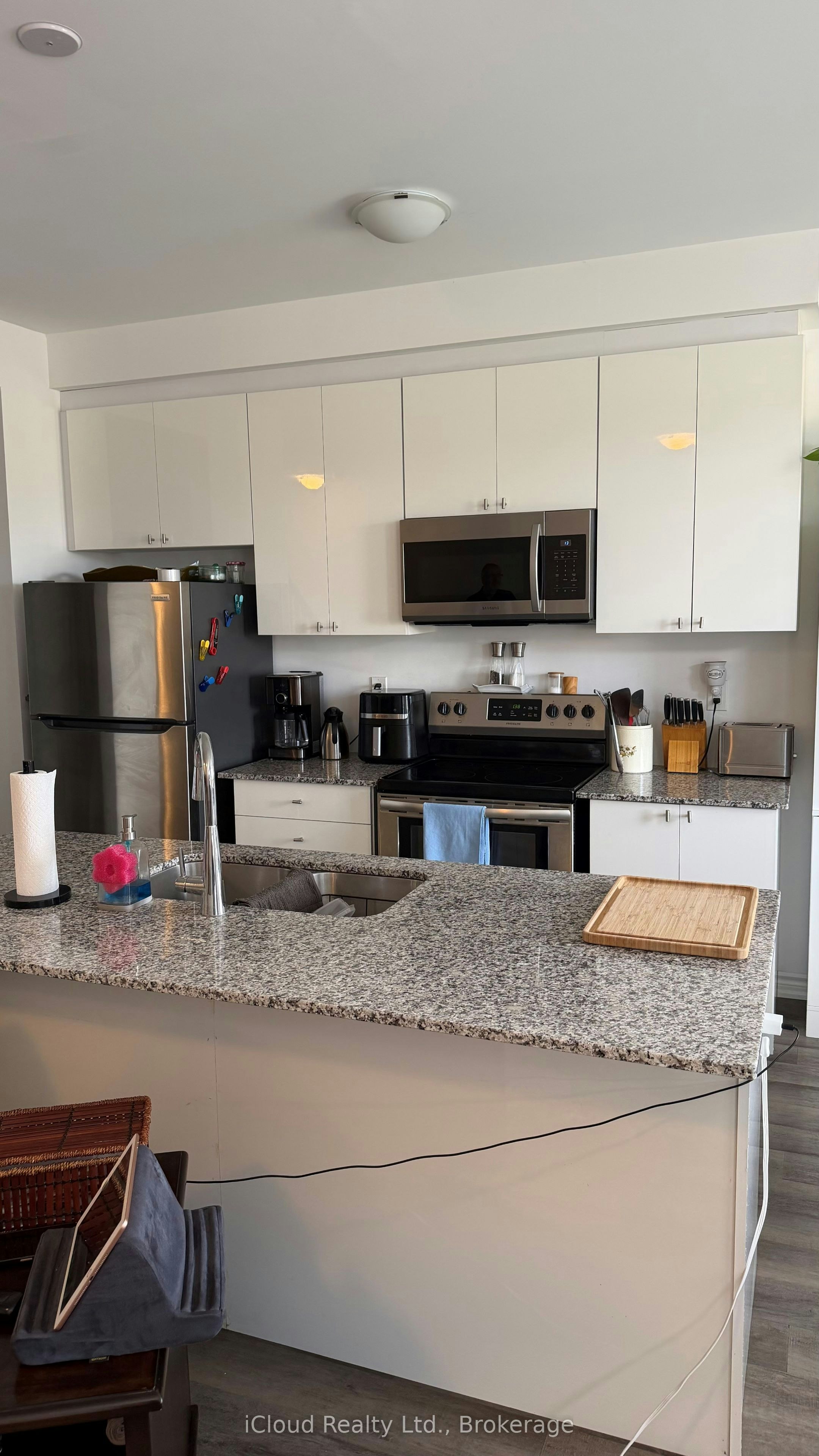 74 Forestwalk Street, Kitchener, ON, N2R 0S3 - 7