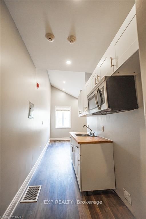 2-70 Victoria Avenue S, Hamilton, ON, L8N 2S7 - 3