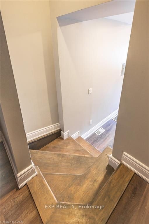 2-70 Victoria Avenue S, Hamilton, ON, L8N 2S7 - 2