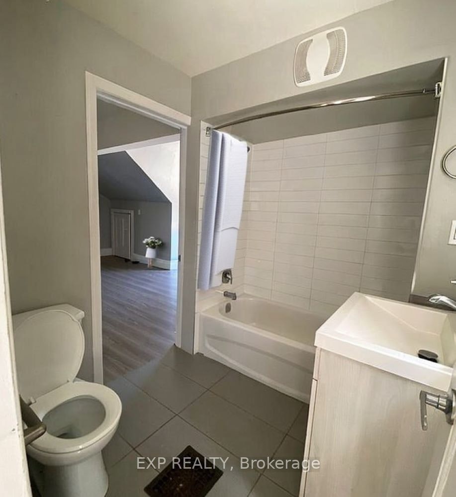 103-72 Victoria Avenue S, Hamilton, ON, L8N 2S7 - 5