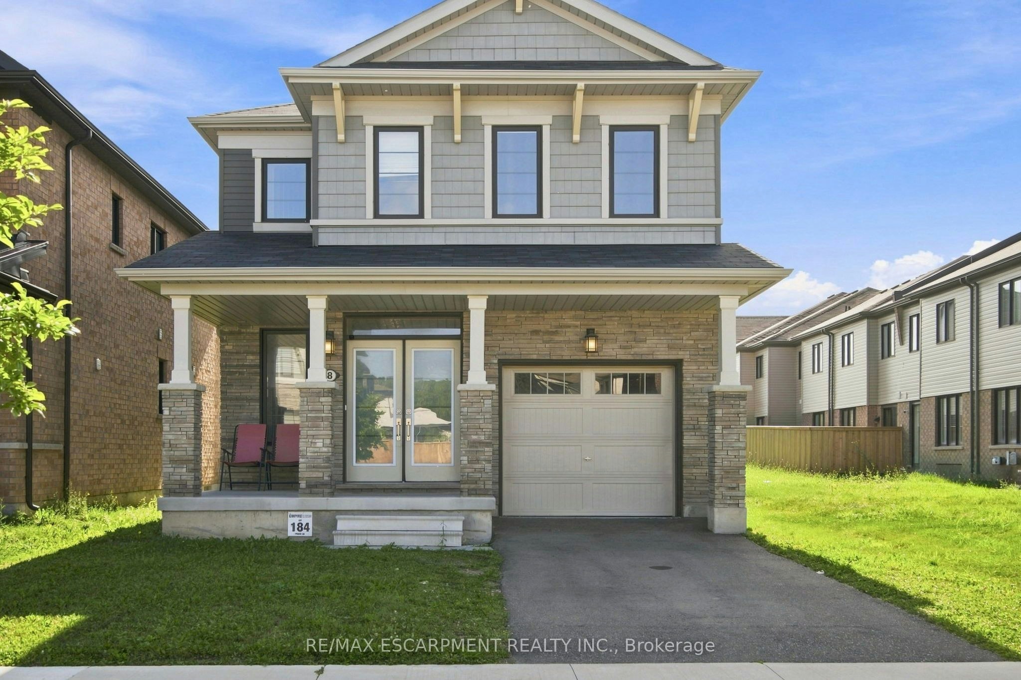 8 Magdalena Street, Hamilton, ON, L8K 5R9