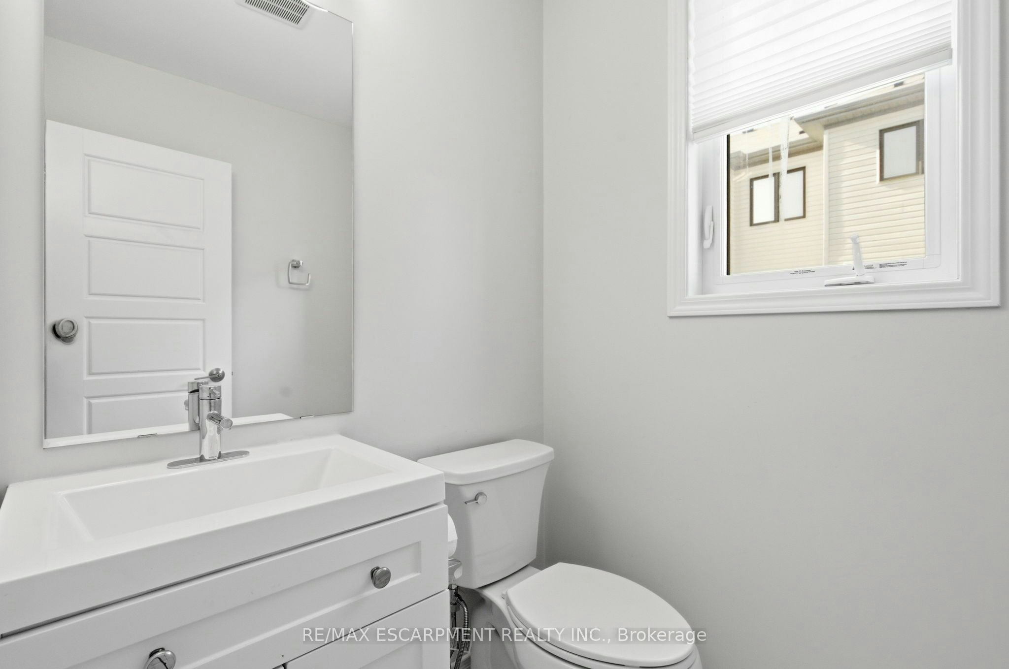 8 Magdalena Street, Hamilton, ON, L8K 5R9 - 15