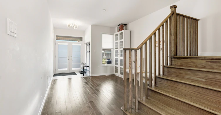 8 Magdalena Street, Hamilton, ON, L8K 5R9 - 6