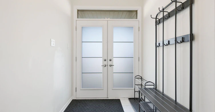 8 Magdalena Street, Hamilton, ON, L8K 5R9 - 3