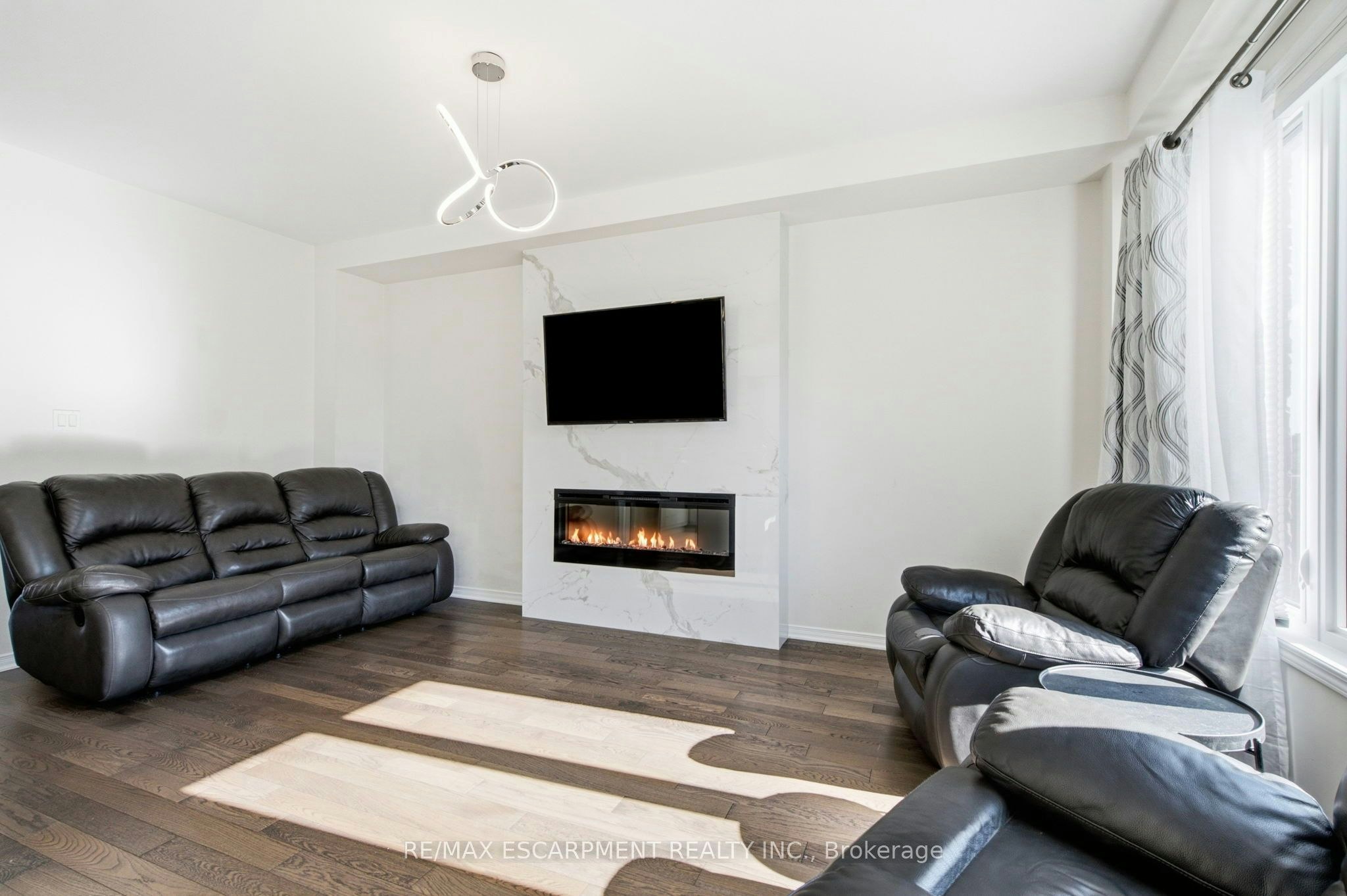 8 Magdalena Street, Hamilton, ON, L8K 5R9 - 7