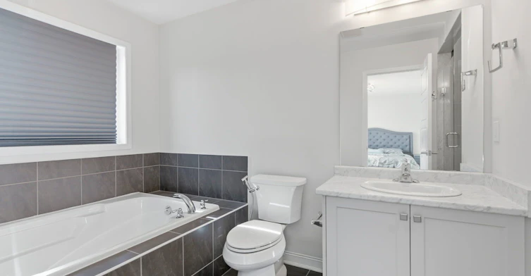 8 Magdalena Street, Hamilton, ON, L8K 5R9 - 19
