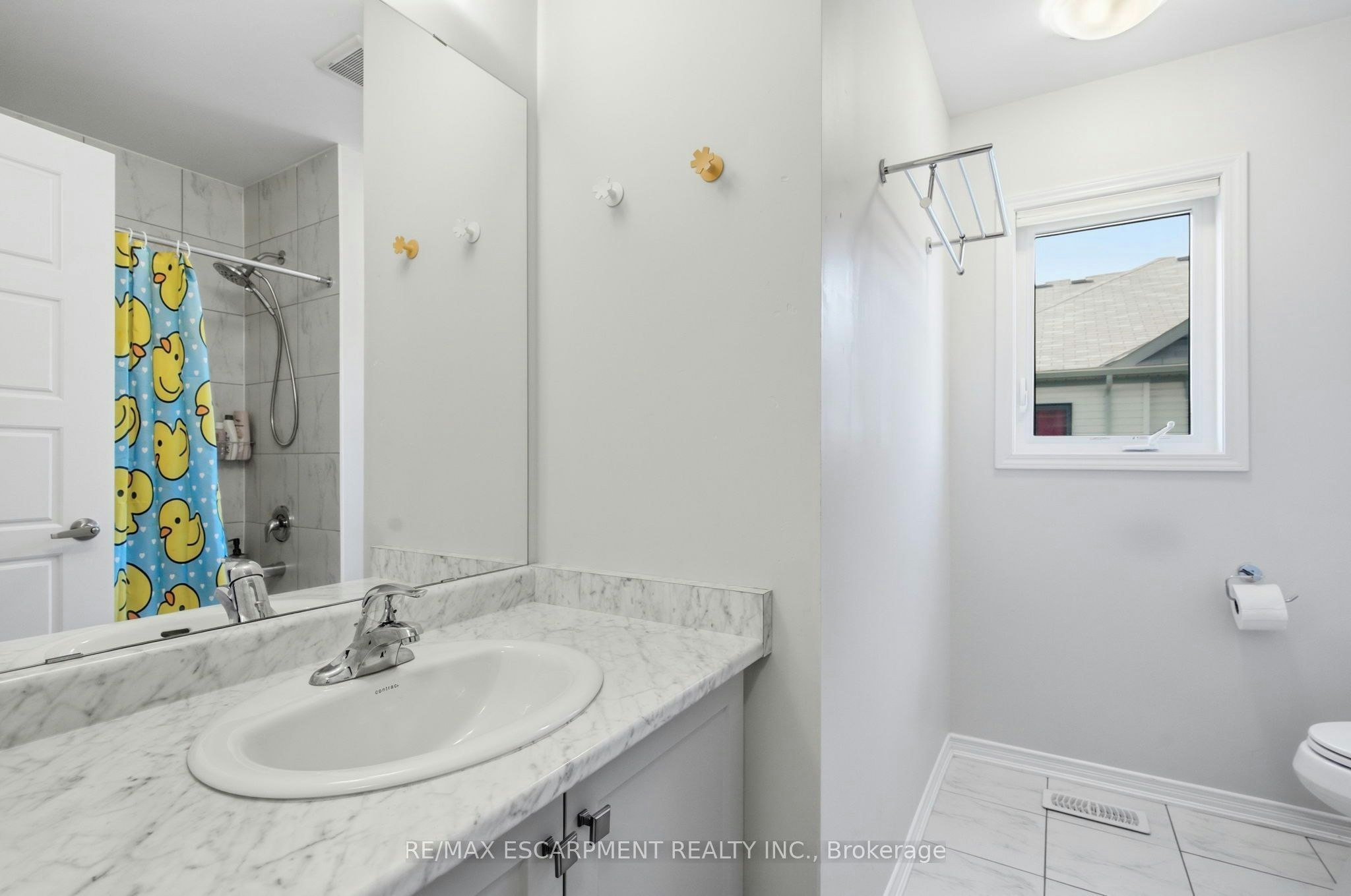 8 Magdalena Street, Hamilton, ON, L8K 5R9 - 29