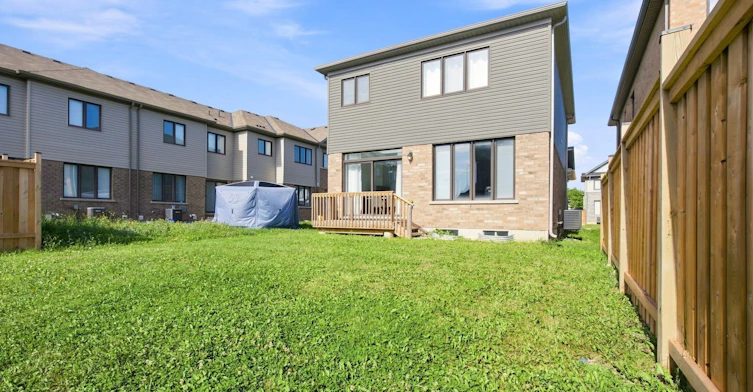 8 Magdalena Street, Hamilton, ON, L8K 5R9 - 32