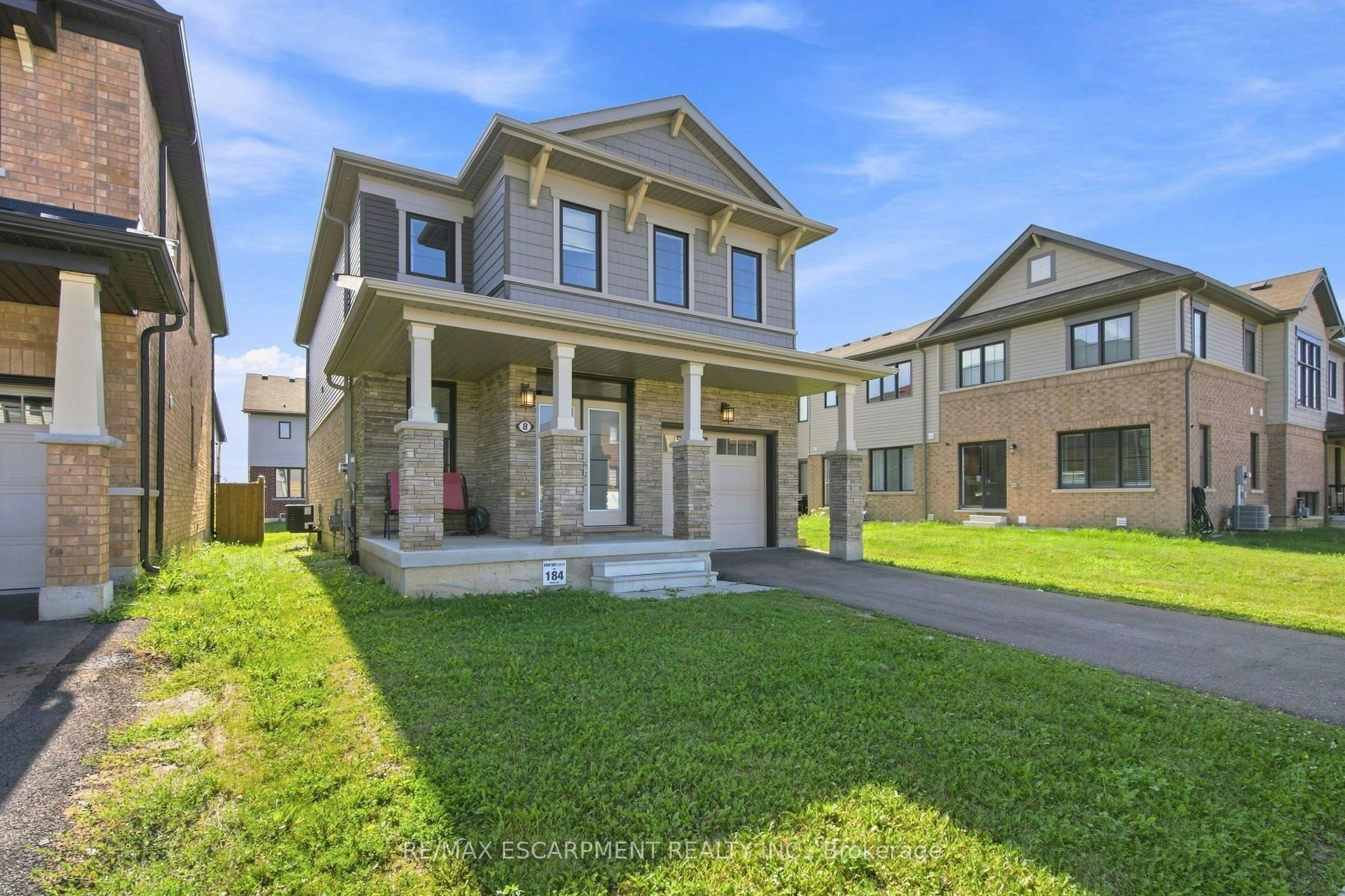 8 Magdalena Street, Hamilton, ON, L8K 5R9 - 2