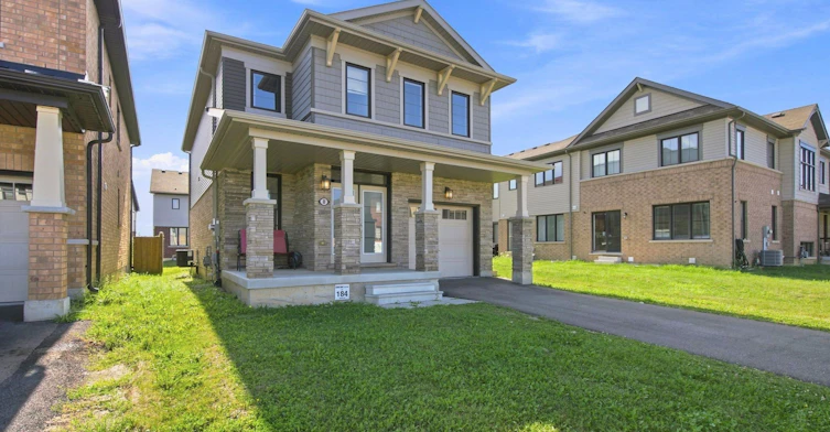 8 Magdalena Street, Hamilton, ON, L8K 5R9 - 2