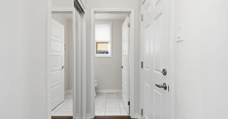 8 Magdalena Street, Hamilton, ON, L8K 5R9 - 28