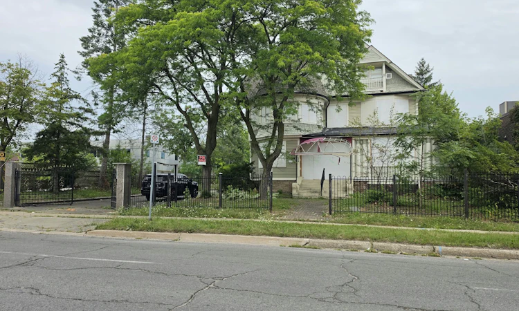 24 Burgar Street