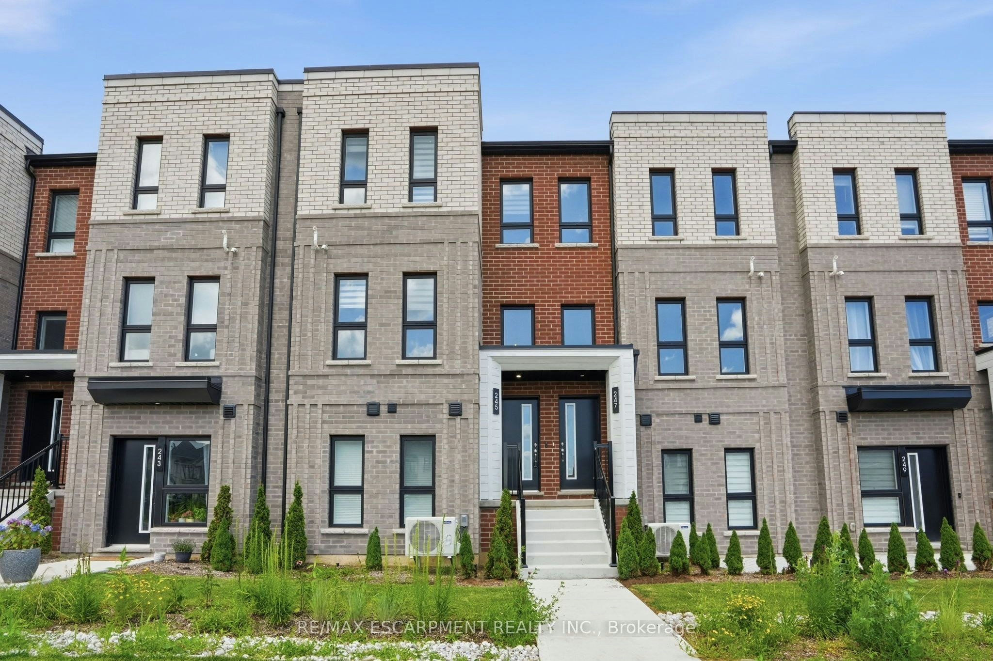 245 Burke Street, Hamilton, ON, L8B 2A9