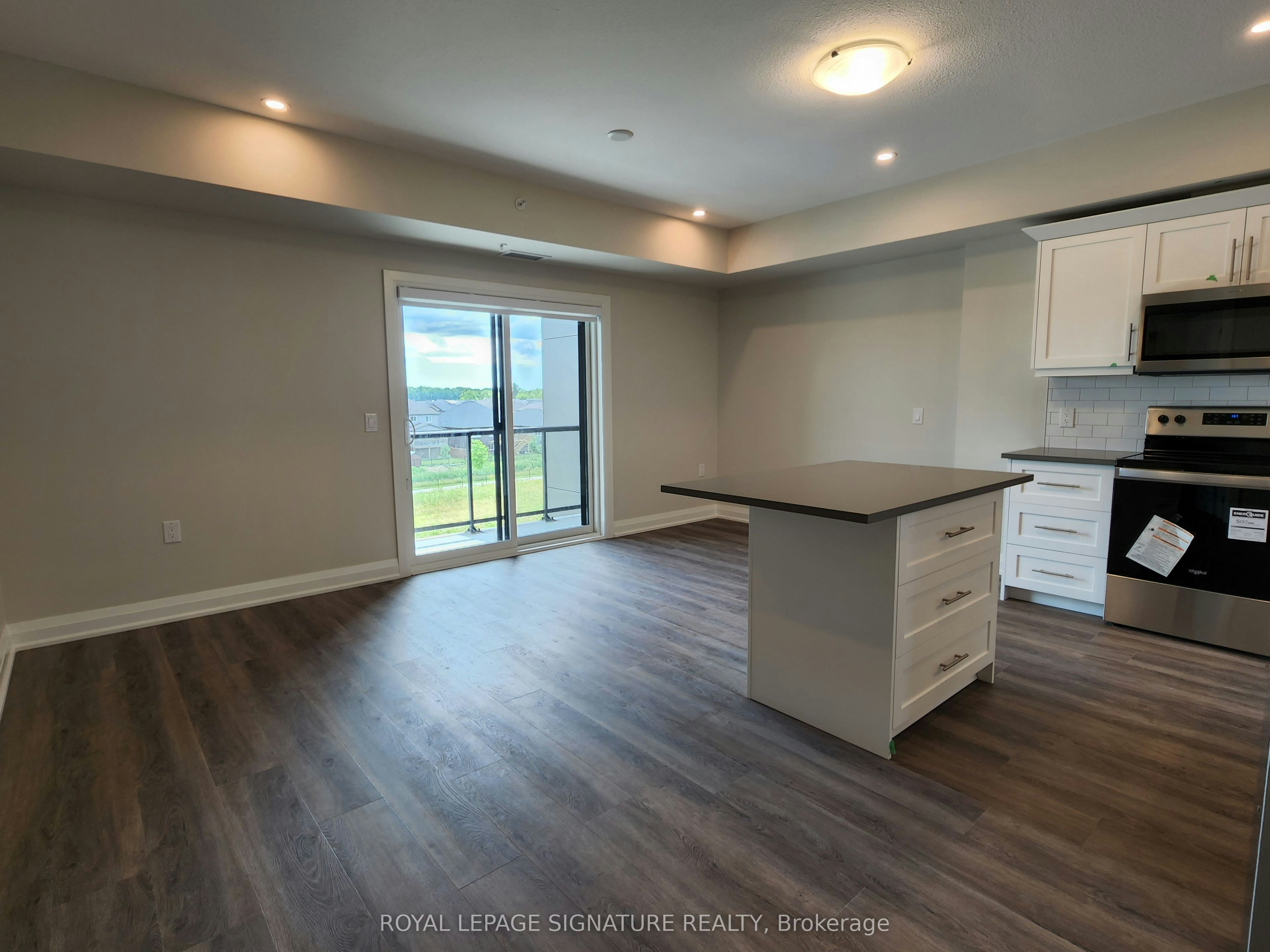 312-120 Summersides Boulevard, Pelham, ON, L0S 1E1