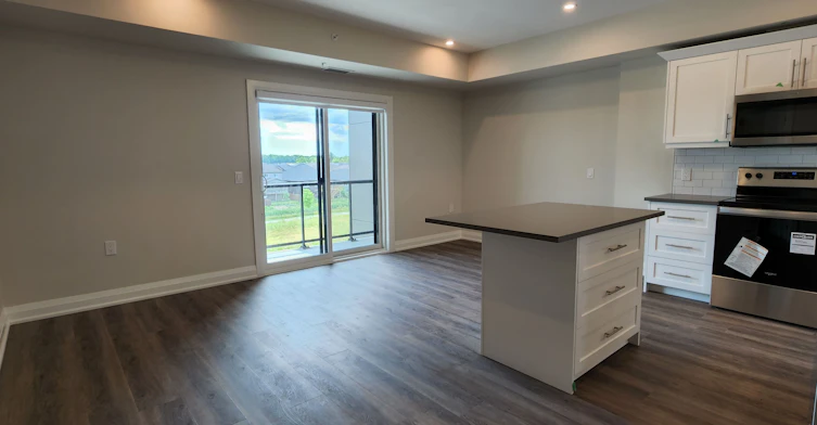 312-120 Summersides Boulevard, Pelham, ON, L0S 1E1