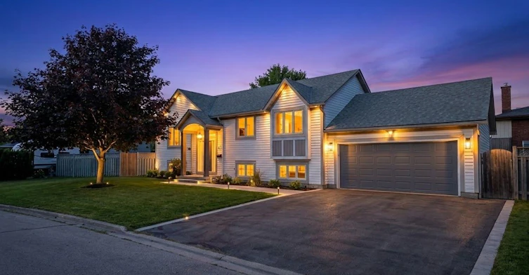 6 Stanmary Drive, St. Catharines, ON, L2N 5T4