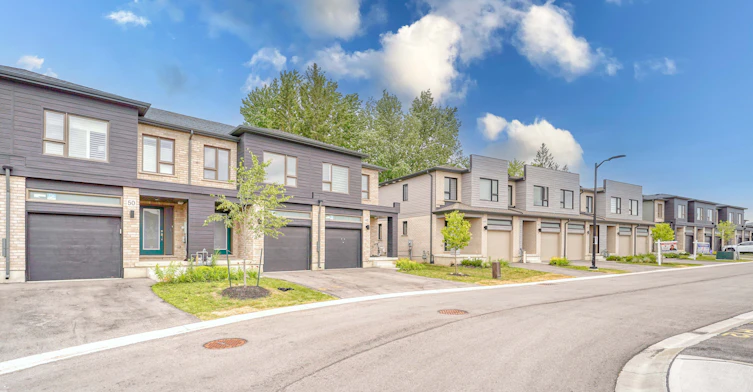 48 Pony Way, Kitchener, ON, N0N 2E0 - 3