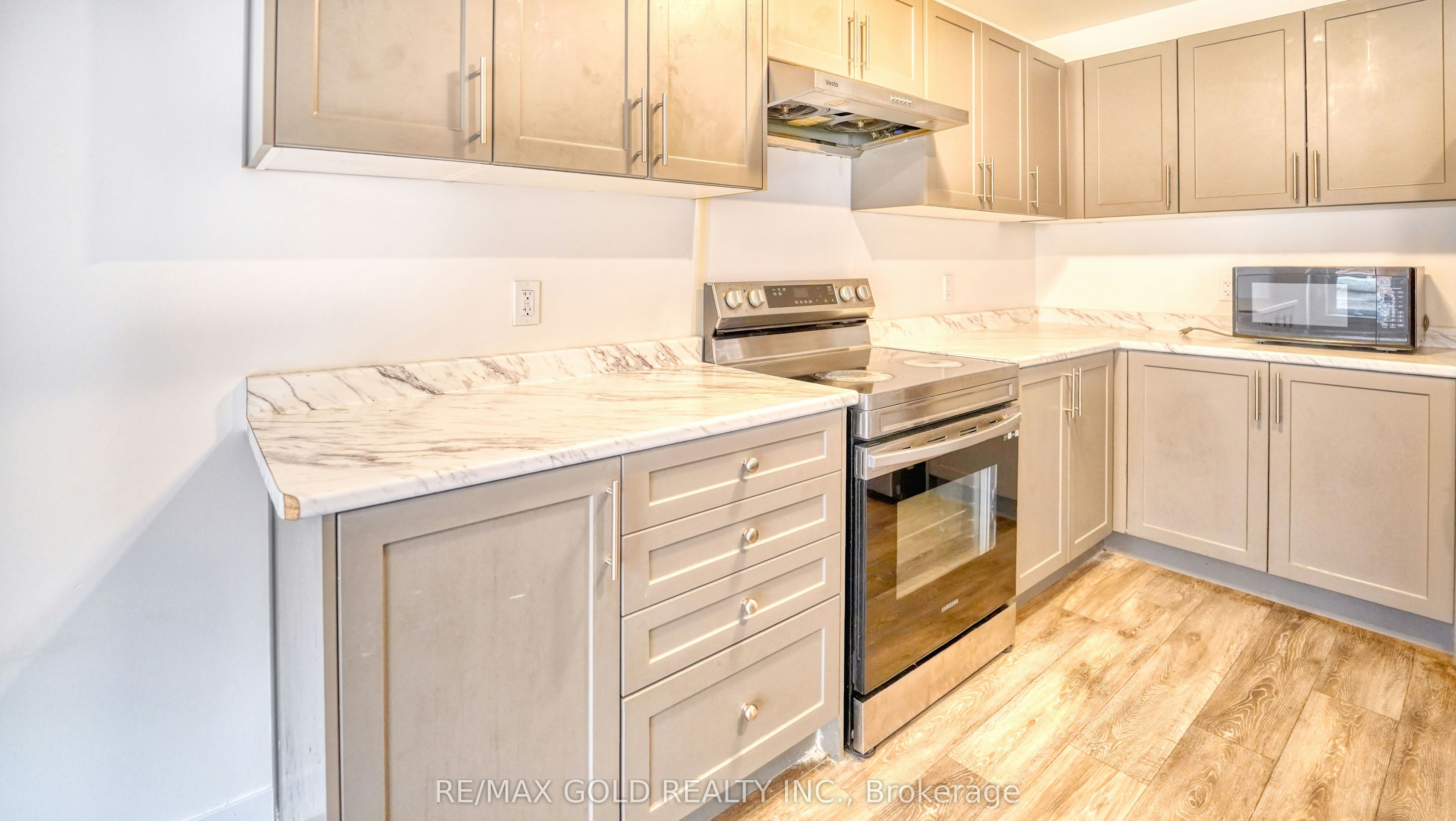 48 Pony Way, Kitchener, ON, N0N 2E0 - 12