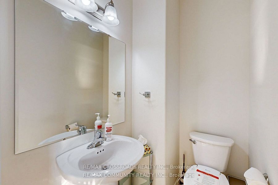 634 Grange Way, Peterborough, ON, K9H 7M1 - 18