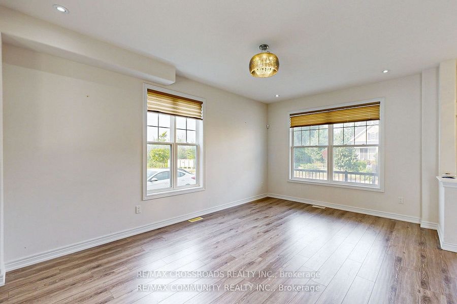 634 Grange Way, Peterborough, ON, K9H 7M1 - 7