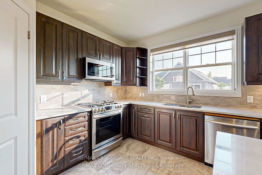 634 Grange Way, Peterborough, ON, K9H 7M1 - 11