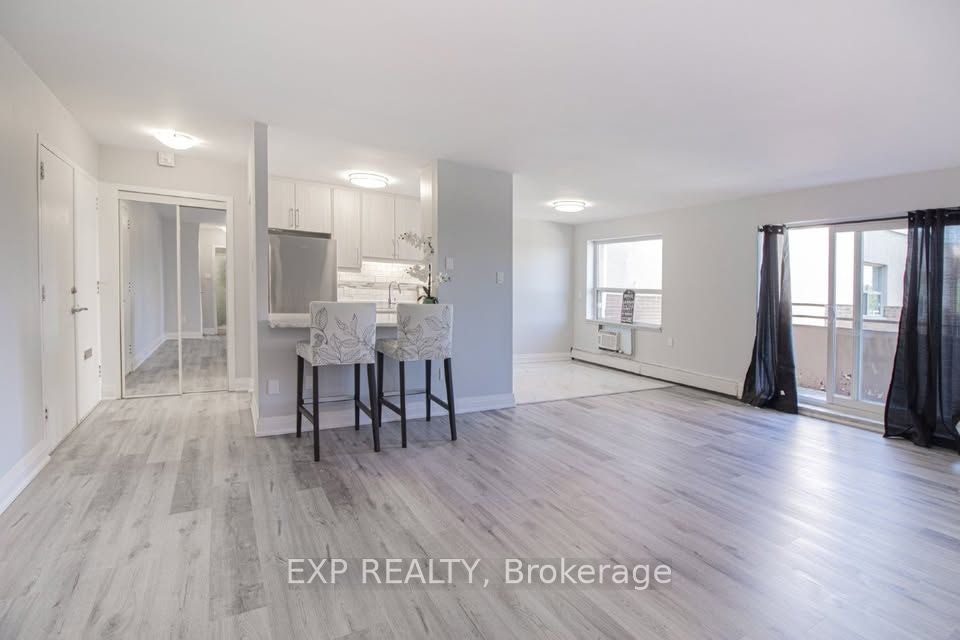 301-579 Clare Avenue, Welland, ON, L3C 3B7