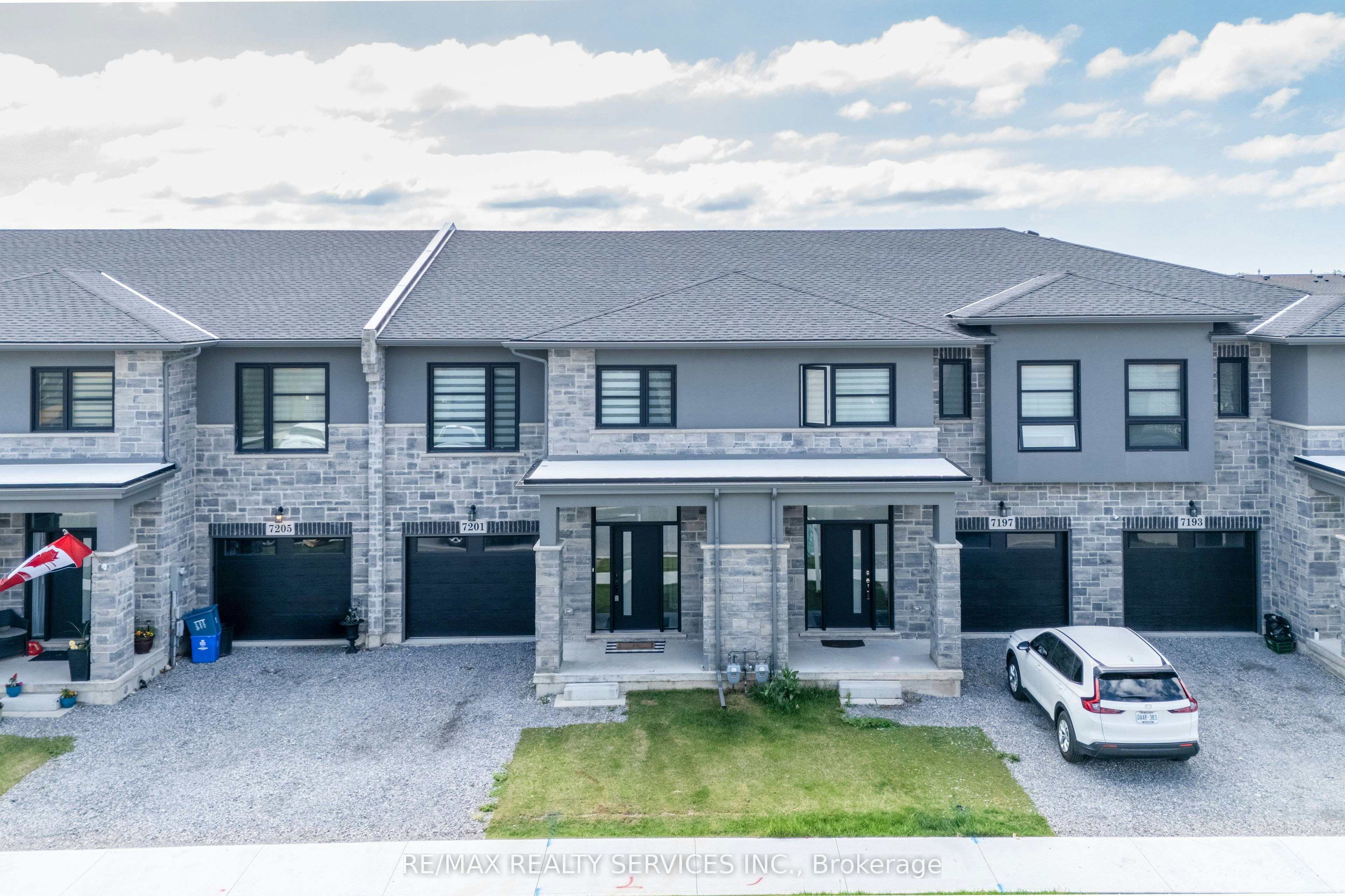 7201 Parsa Street, Niagara Falls, ON, L2H 3T1