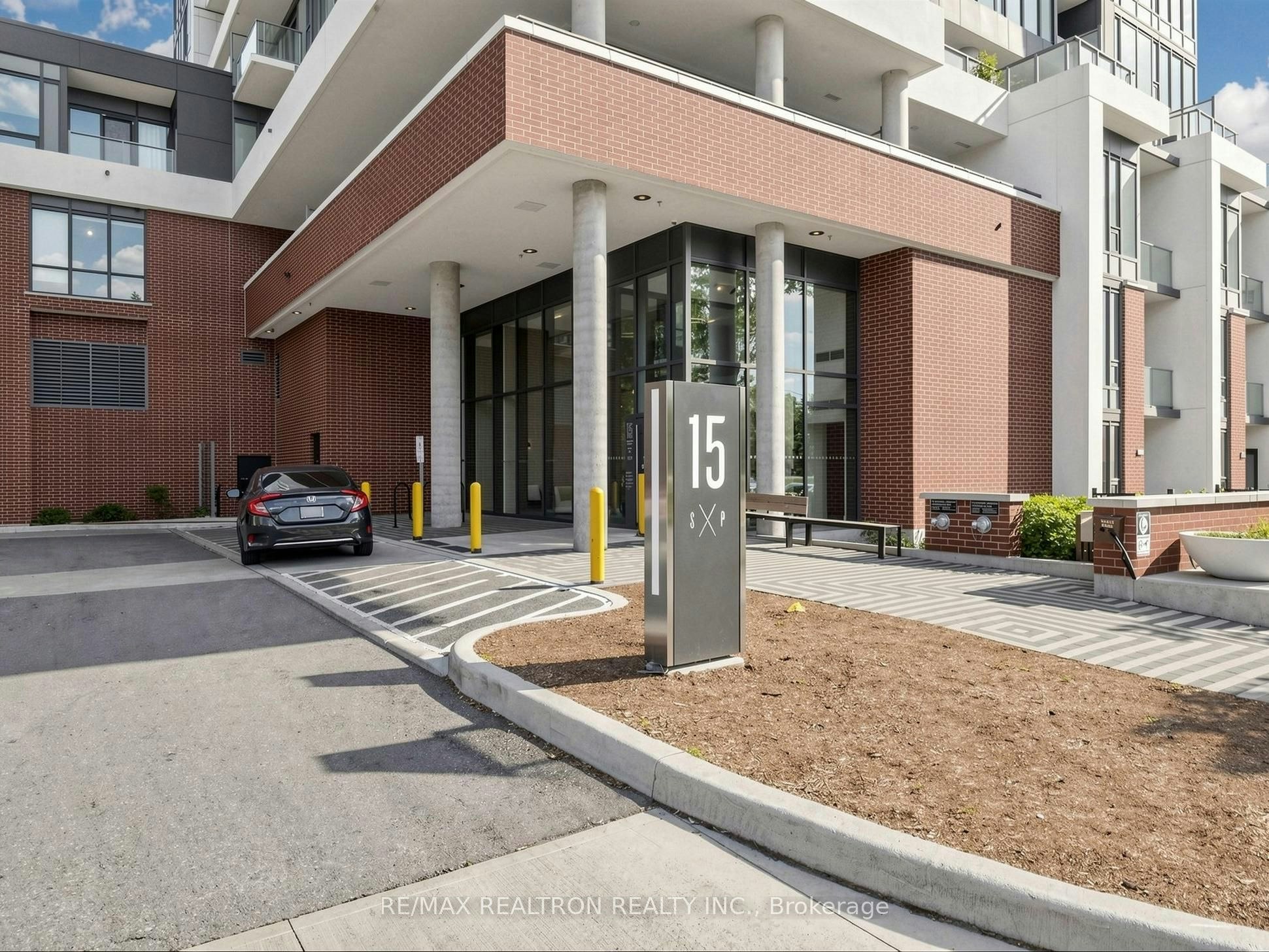 1210-15 Wellington Street S, Kitchener, ON, N2G 0E4 - 4