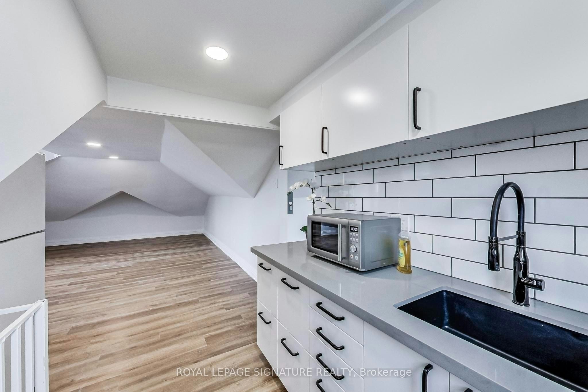 4-102 West Avenue S, Hamilton, ON, L8N 2S3 - 10