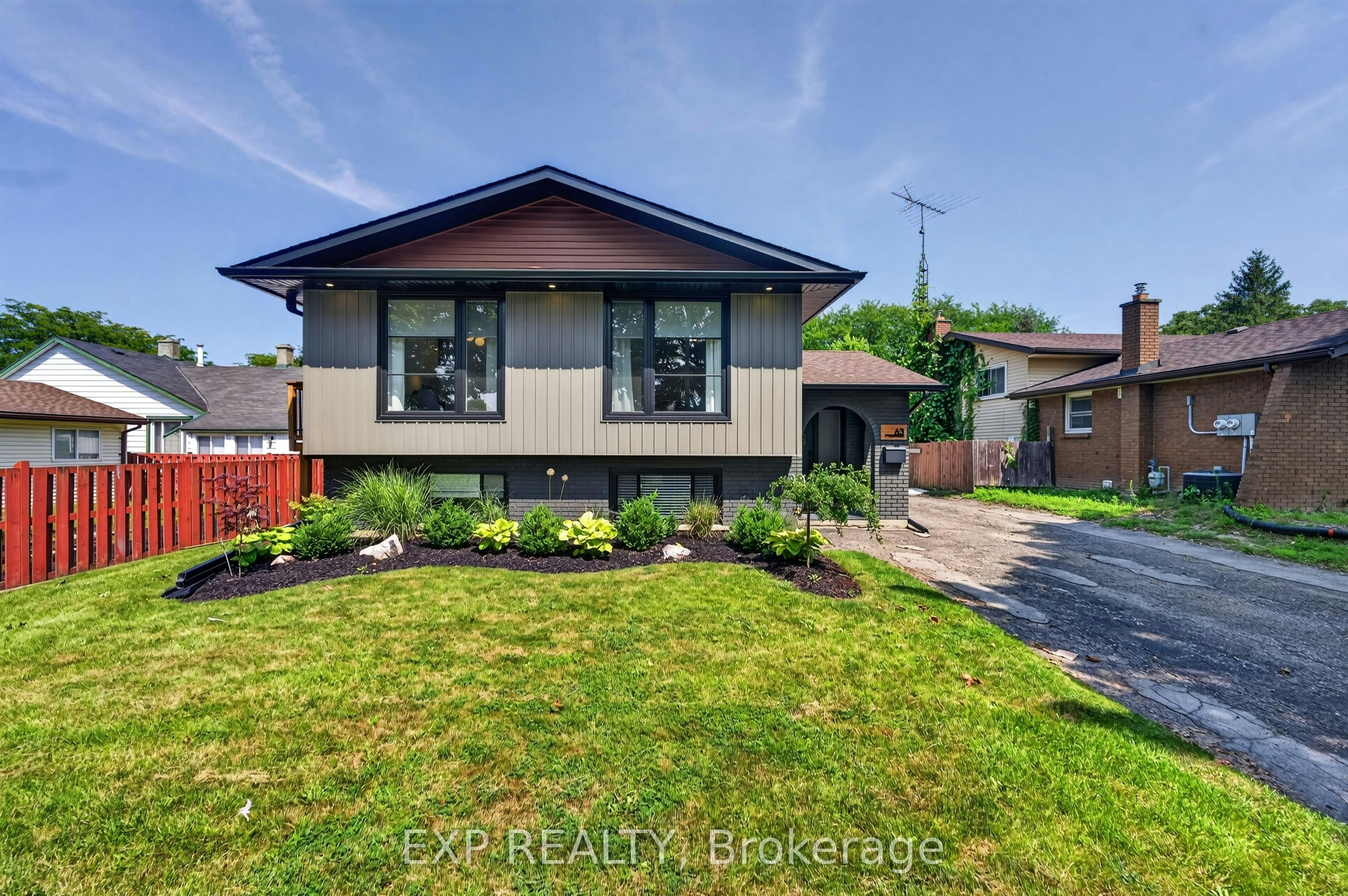 63 Harcove Street, St. Catharines, ON, L2N 6L9
