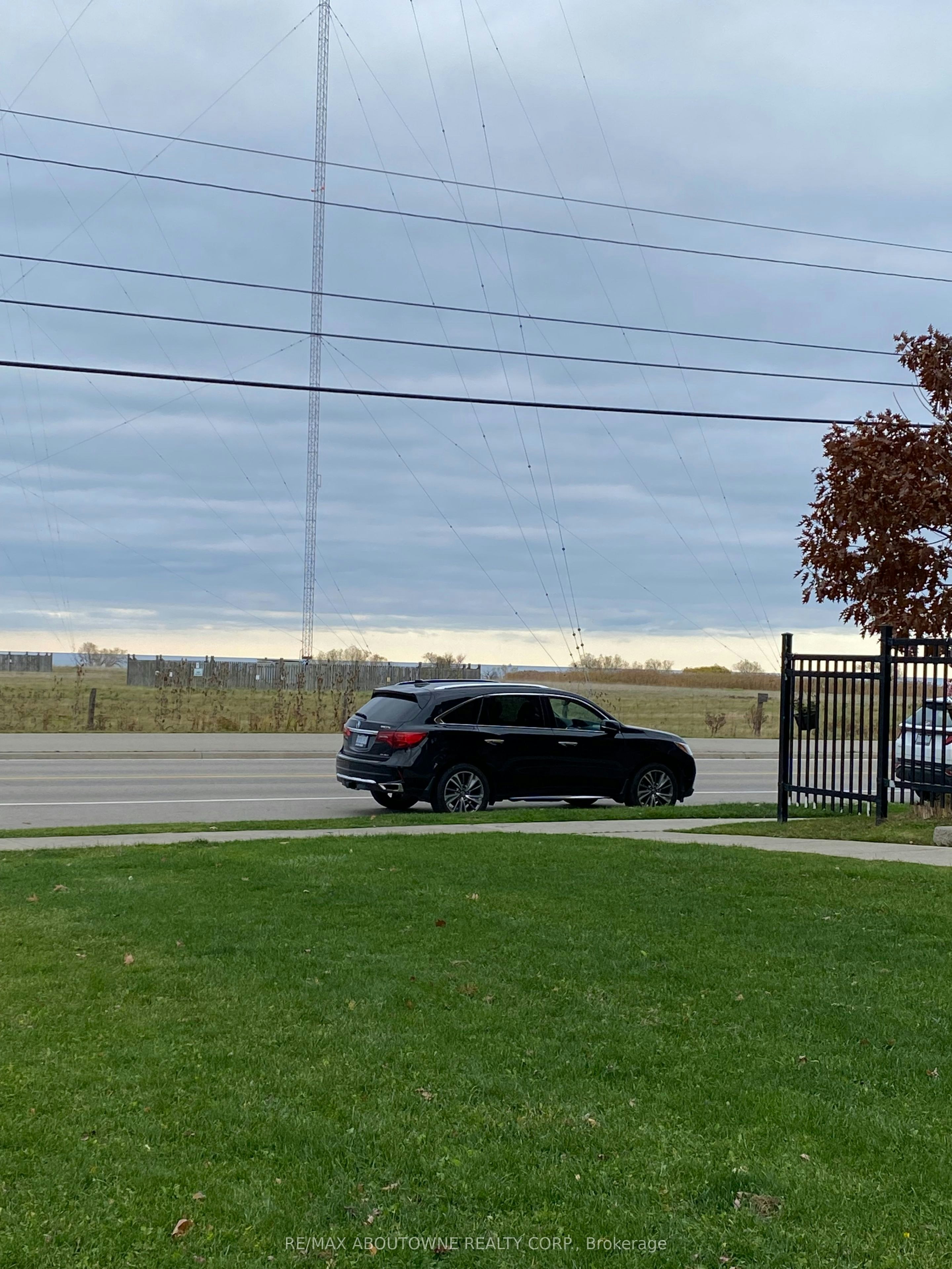 63B-541 Winston Road, Grimsby, ON, L3M 0C5 - 28