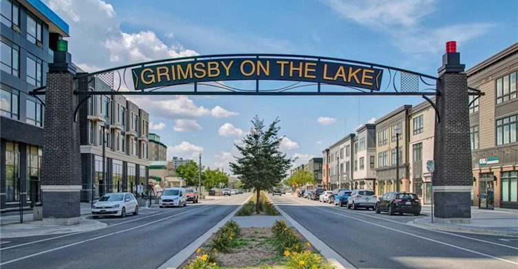63B-541 Winston Road, Grimsby, ON, L3M 0C5