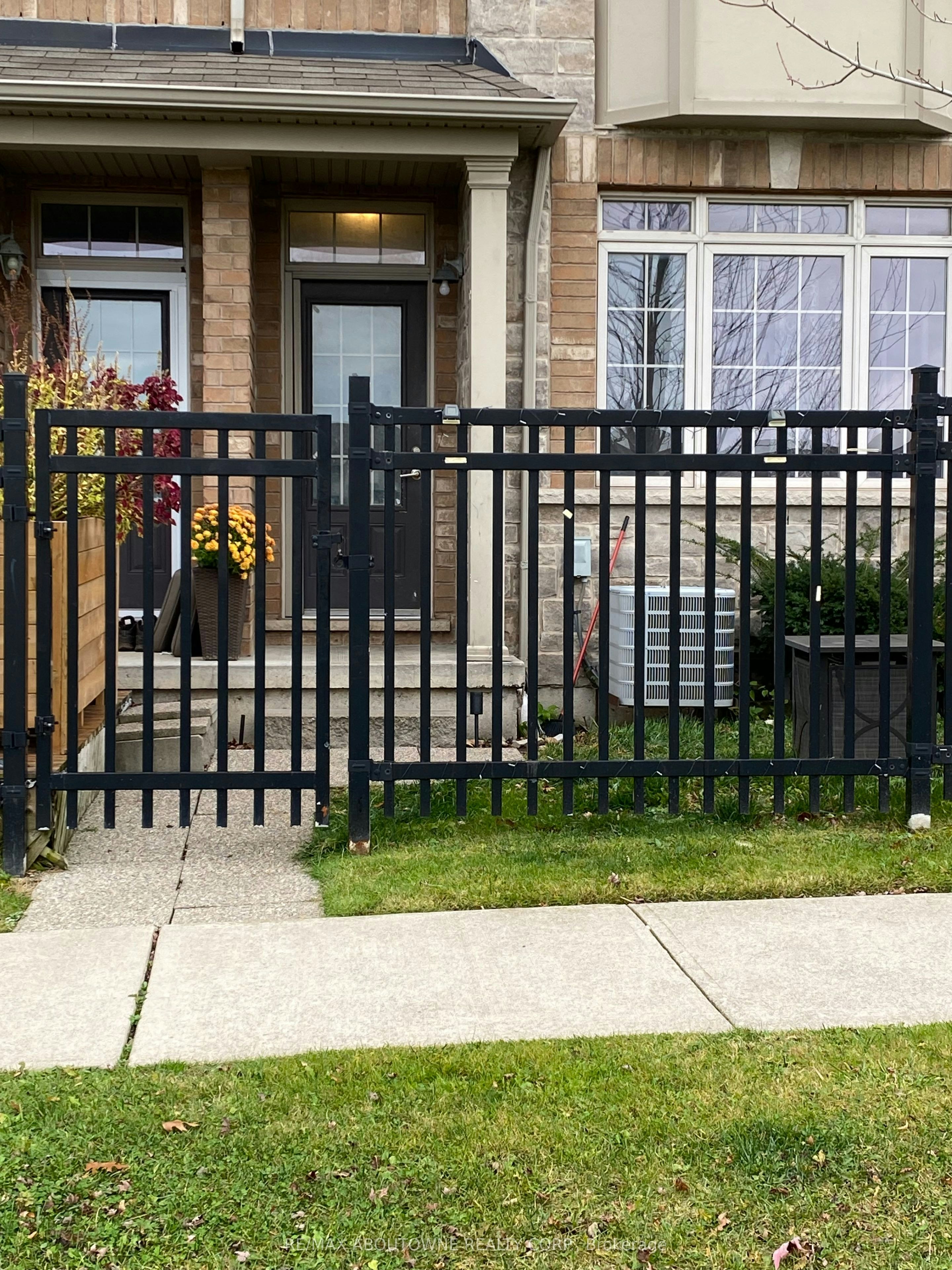 63B-541 Winston Road, Grimsby, ON, L3M 0C5 - 6
