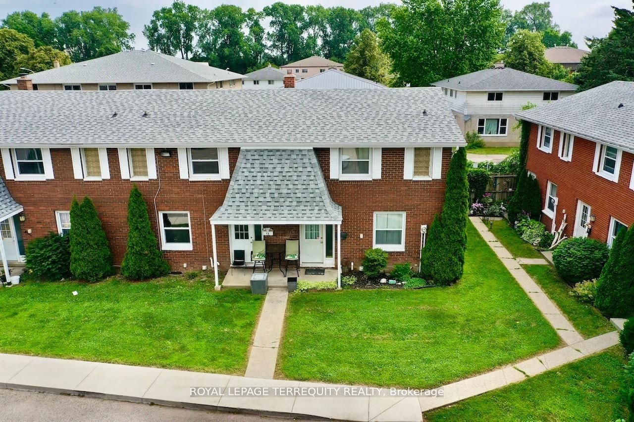 16 Orchard Place, Chatham-Kent, ON, N7M 1A6
