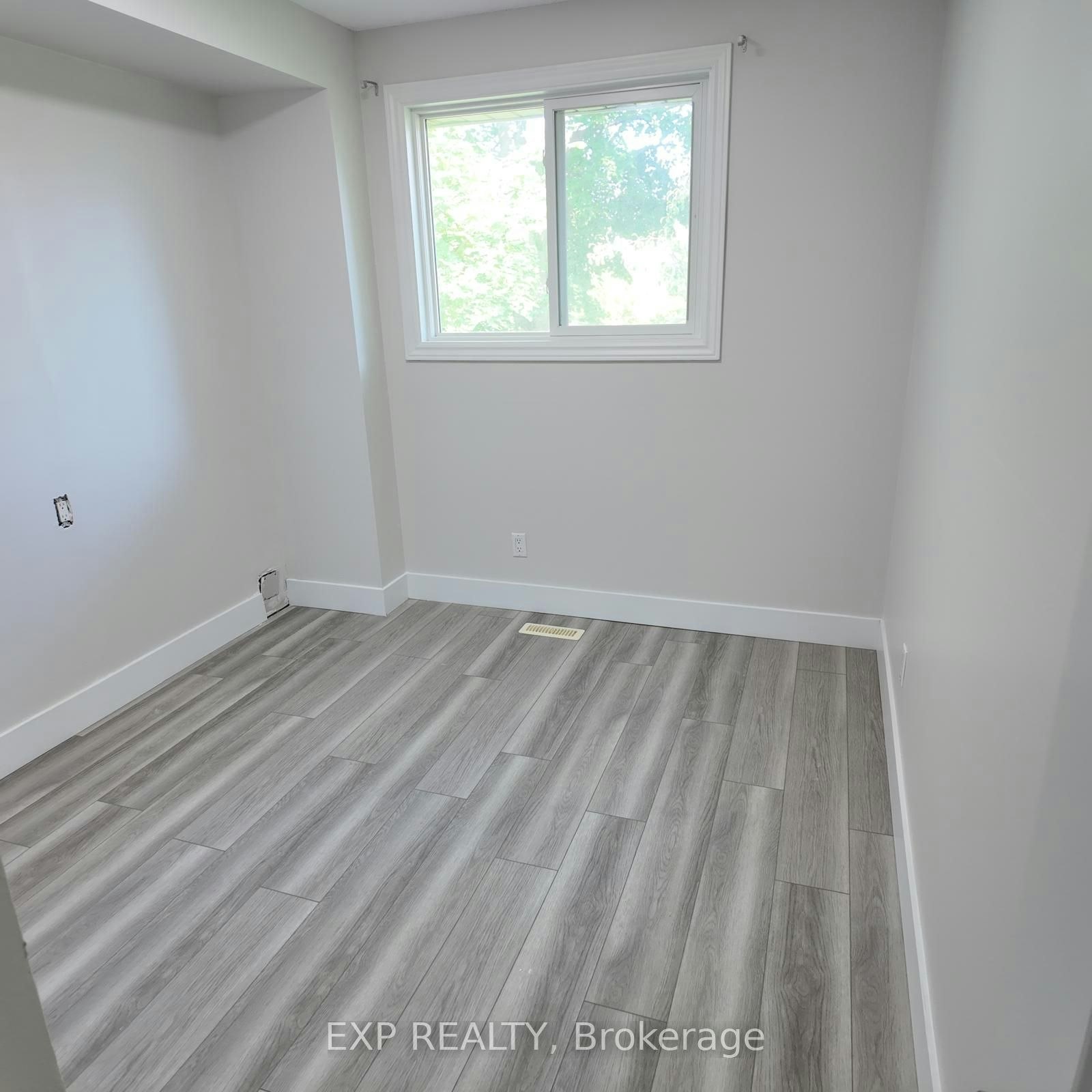 Upper-74 Almond Road, London, ON, N5Z 4C4 - 10