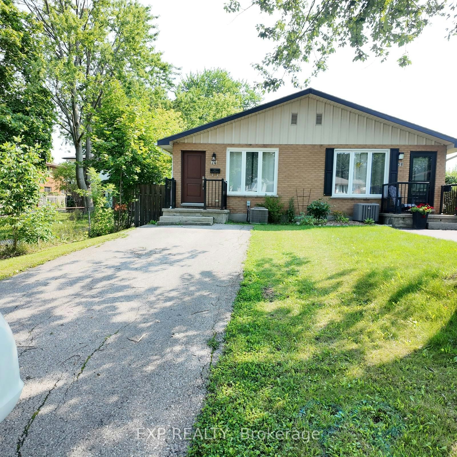 Upper-74 Almond Road, London, ON, N5Z 4C4