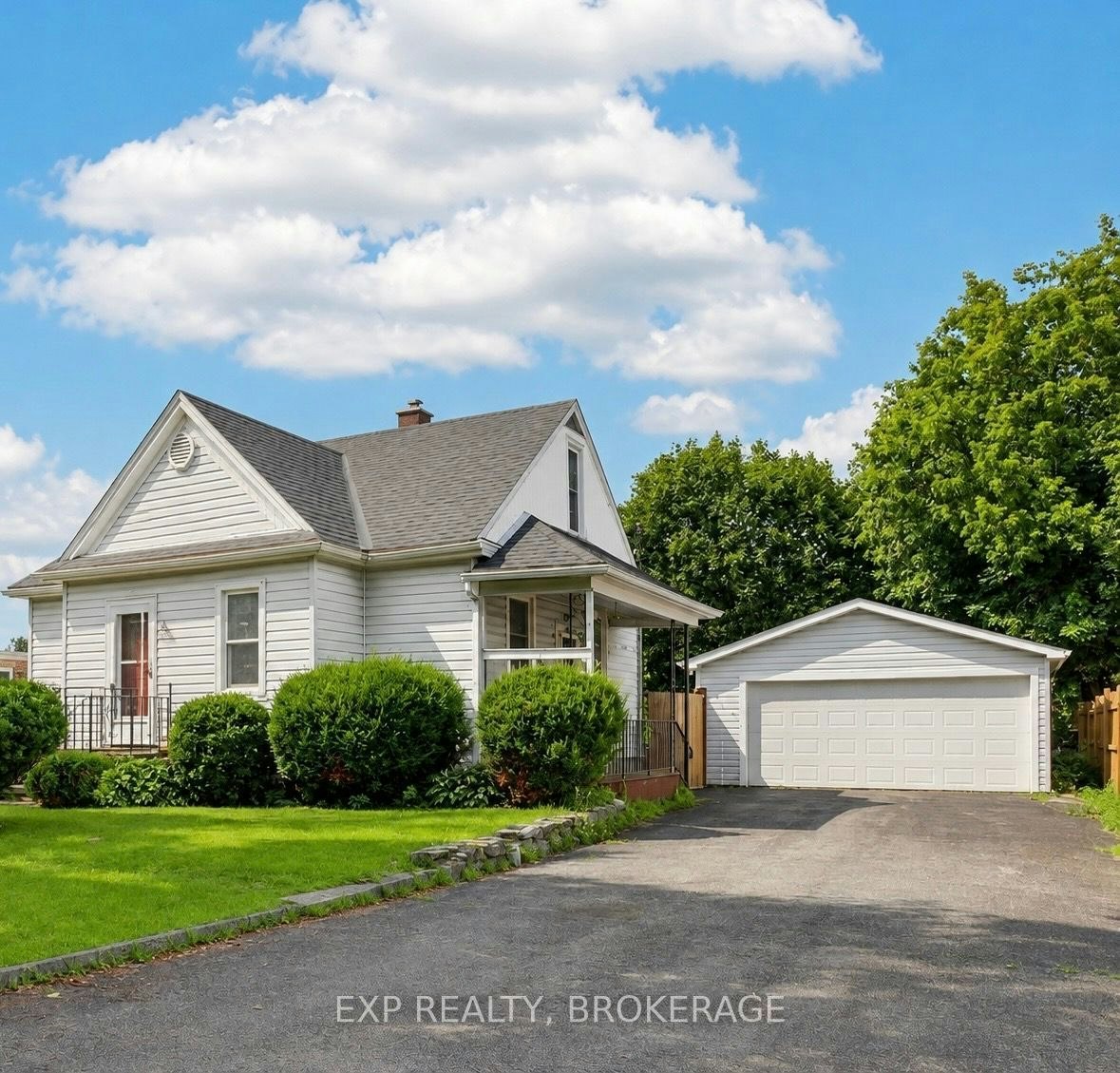 650 Hillside Drive, Gananoque, ON, K7G 2E4