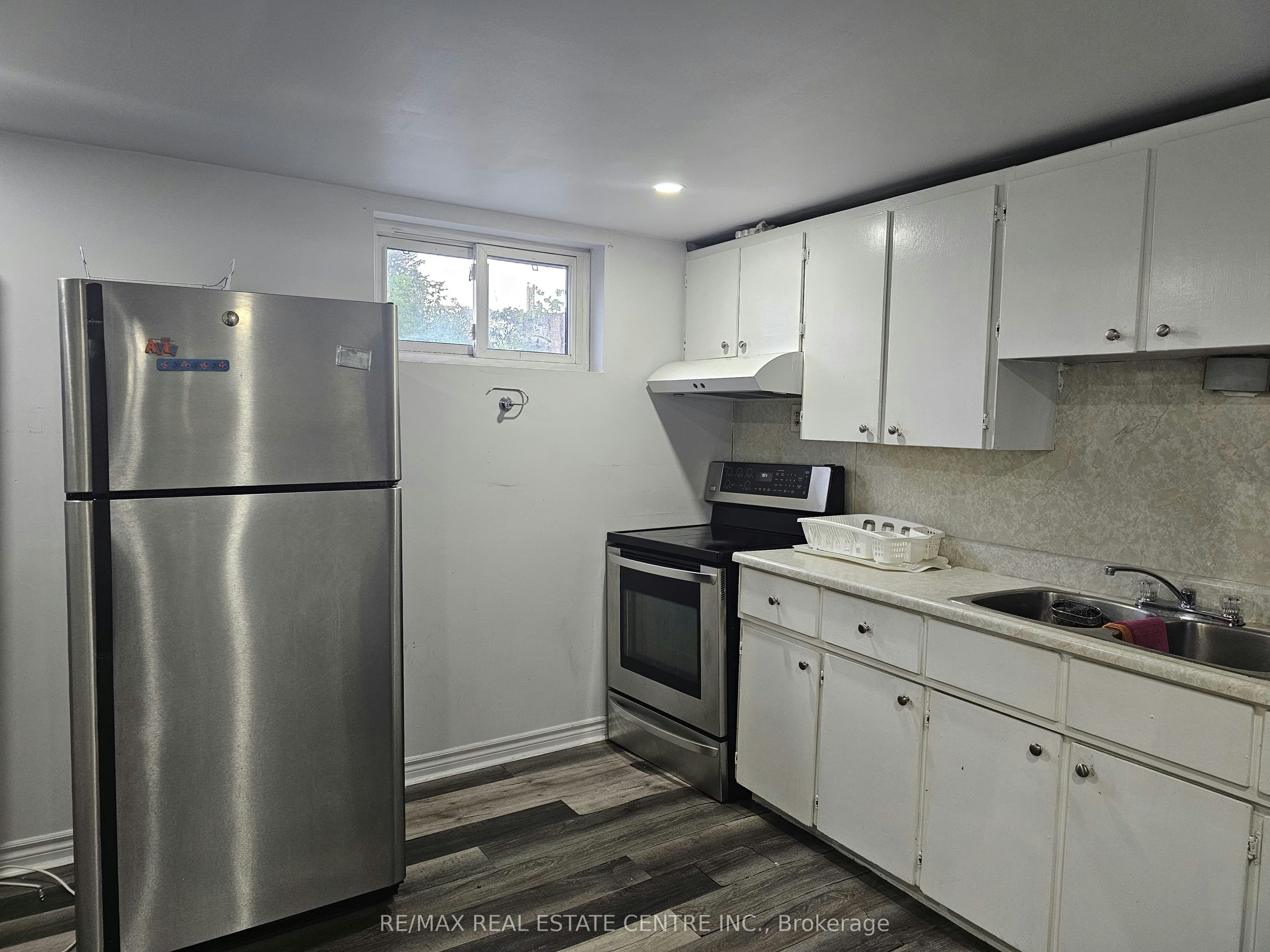 Bsmt-49 Selkirk Avenue, Hamilton, ON, L8H 5L6 - 8