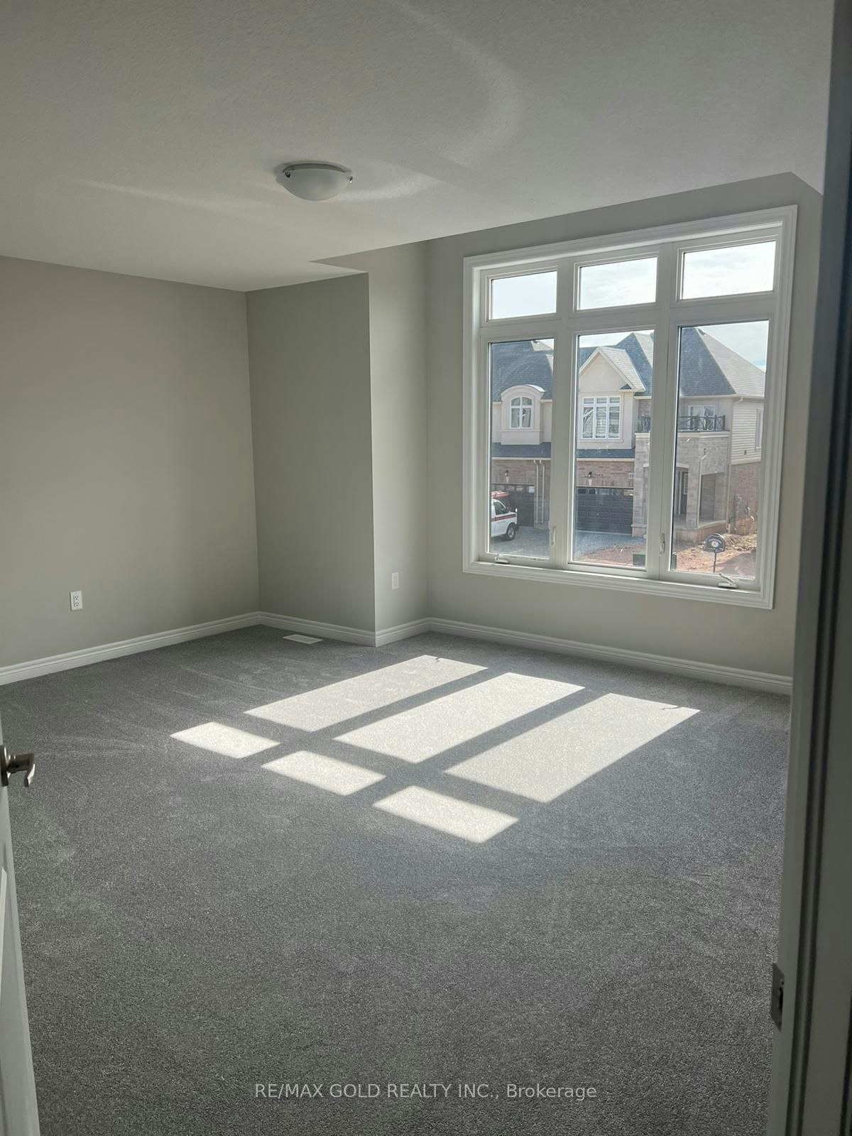 83 Pinot Crescent, Hamilton, ON, L8E 0J9 - 5