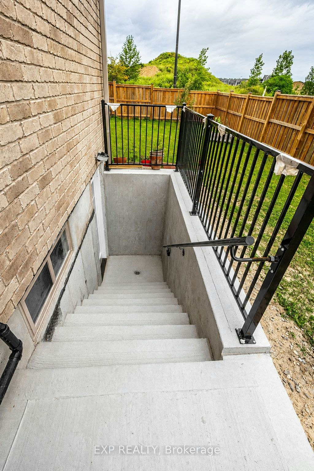 Lower-485 Avens Street, Waterloo, ON, N2V 0B4 - 10