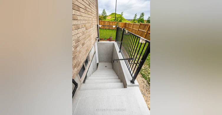Lower-485 Avens Street, Waterloo, ON, N2V 0B4 - 10