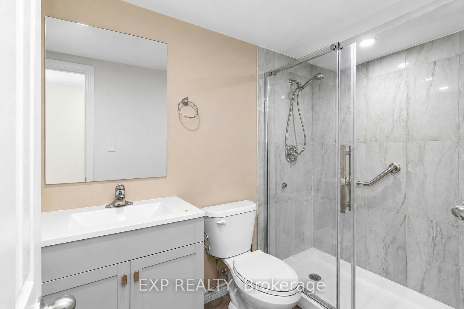 Lower-485 Avens Street, Waterloo, ON, N2V 0B4 - 6