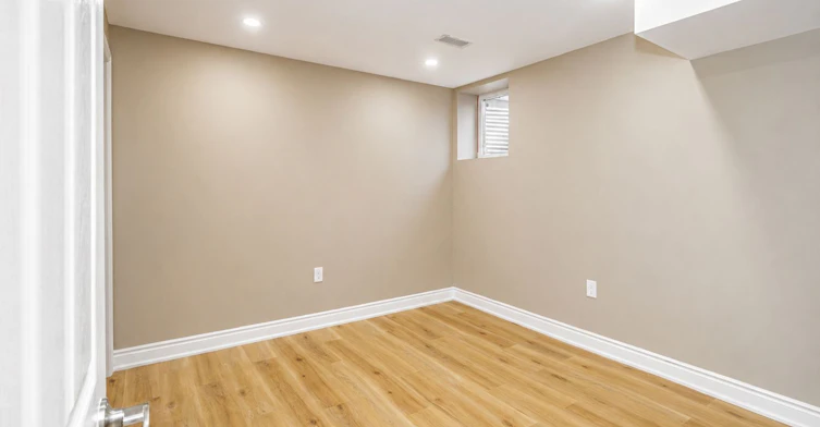 Lower-485 Avens Street, Waterloo, ON, N2V 0B4 - 8