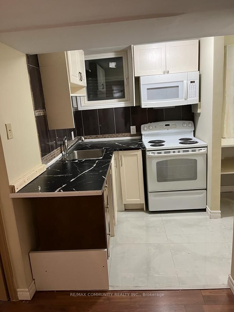 Basement-10 Simcoe Drive, Belleville, ON, K8N 0M6 - 9
